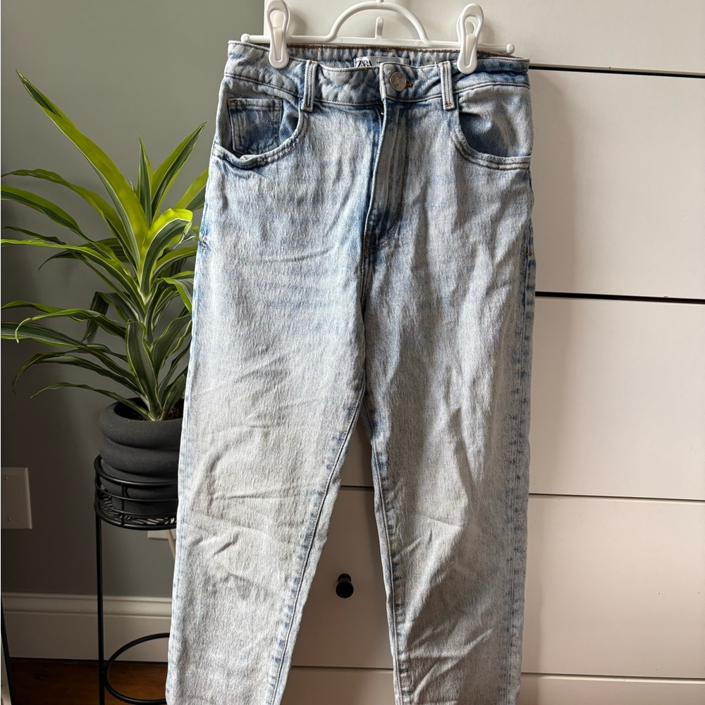 Zara High Rise Straight Jean